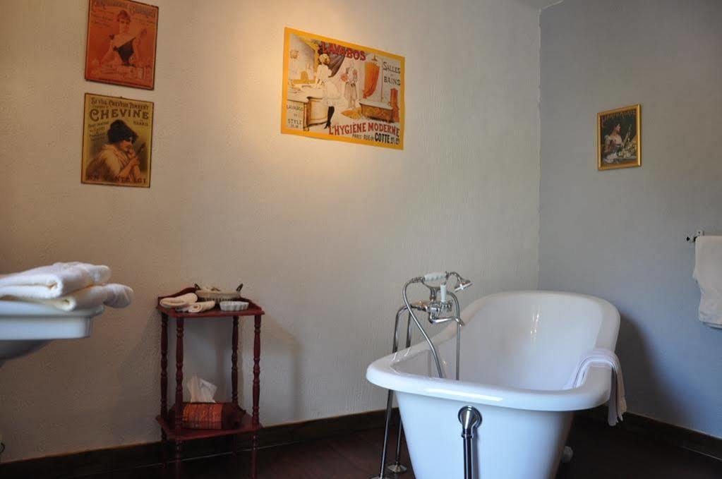 Bed and Breakfast La Tour Du Lion Rochefort-en-Terre Exterior foto